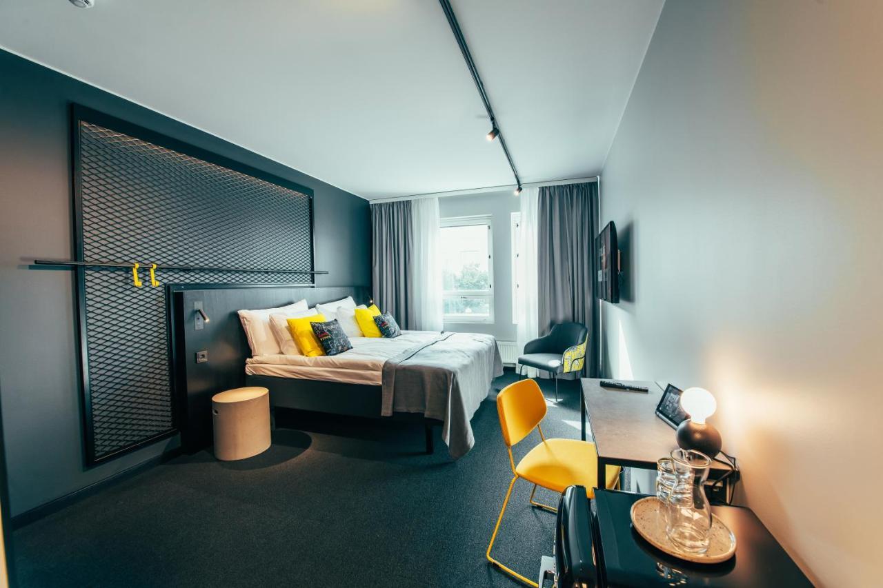 The Folks Hotel Konepaja Helsinki Exterior photo